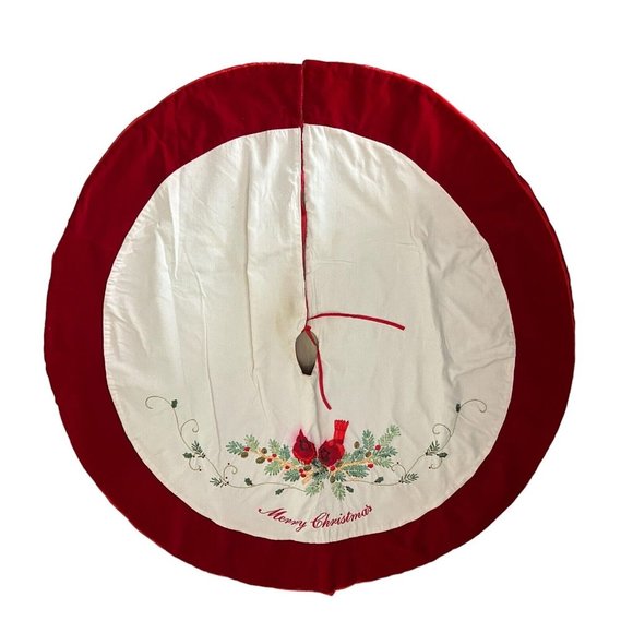 48 Inch Christmas Tree Skirt, Red White Tree Skirt with Cardinals & Holly READ - Picture 2 of 10
